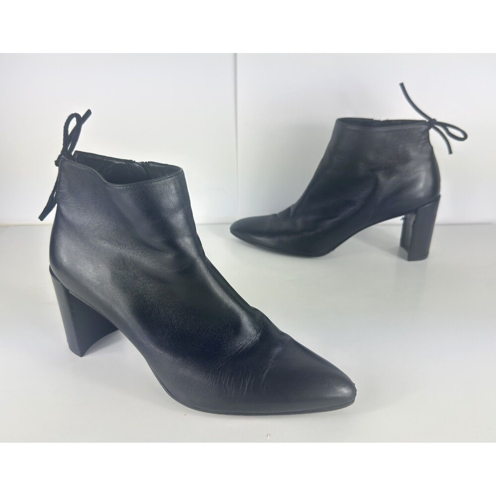 Stuart Weitzman Black Leather Tieback Block Heel Pointy Toe Bootie Size US 8.5